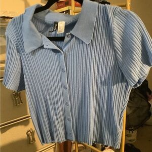 #51 Youth Short Sleeve Button Up Shirt Casual Collared Cropped Button Down Top